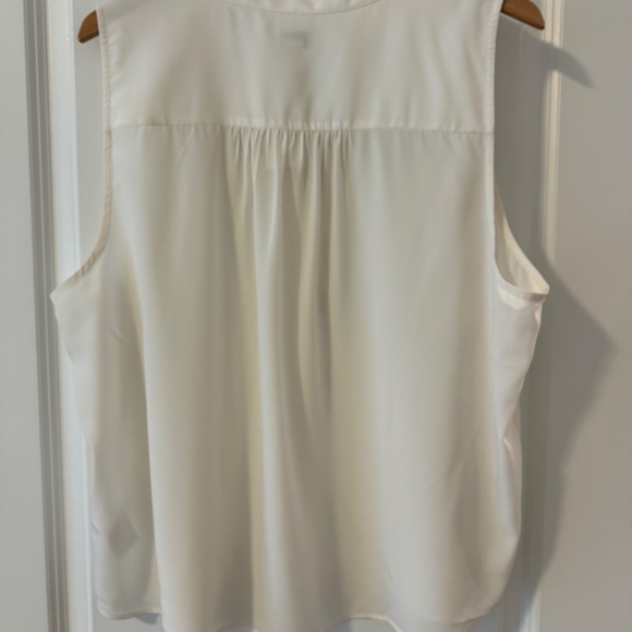NWT J Crew Factory Ivory Sleeveless V-neck popover top SZ various - Picture 8 of 8